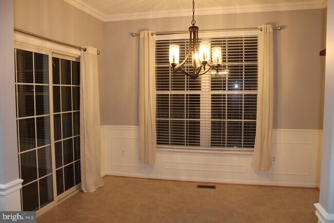 Building Photo - 222 Mary Jane Ln