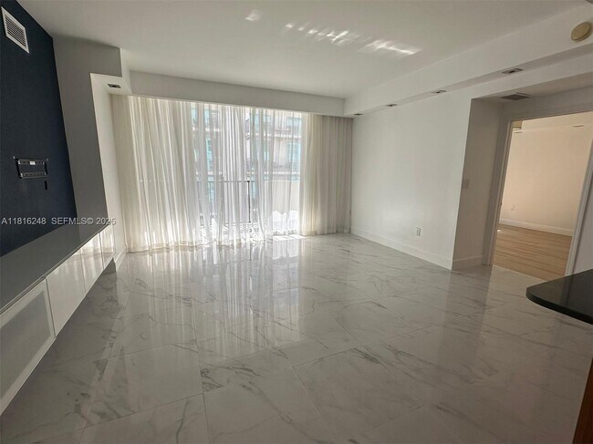 Building Photo - 4100 Salzedo St