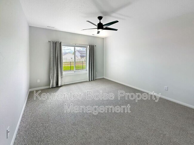 Building Photo - 11253 W Langit St