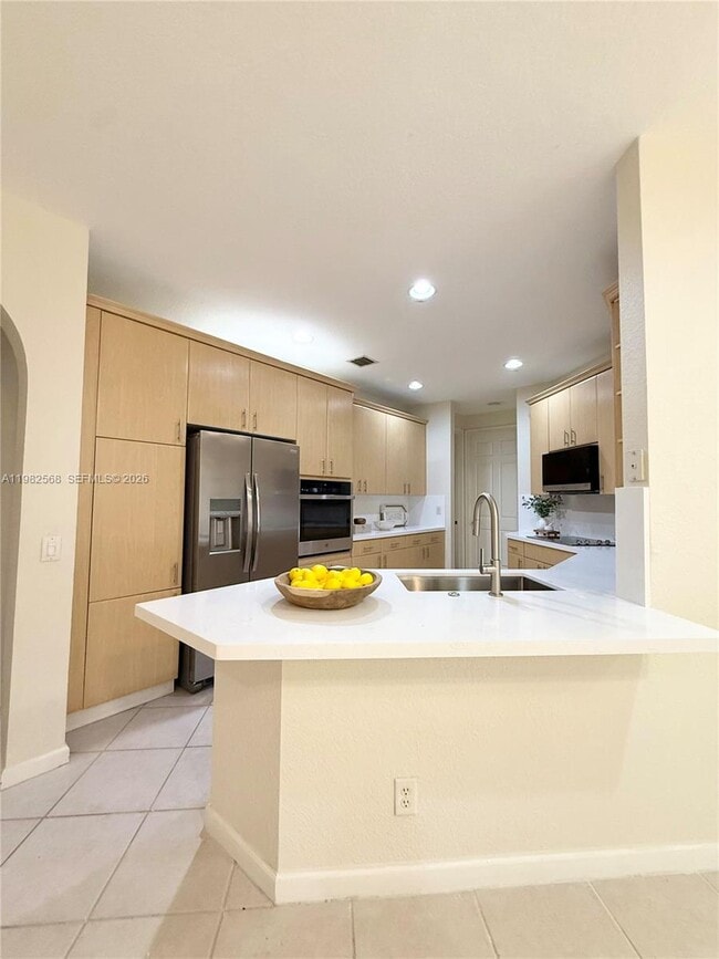 Building Photo - 2816 Kinsington Cir