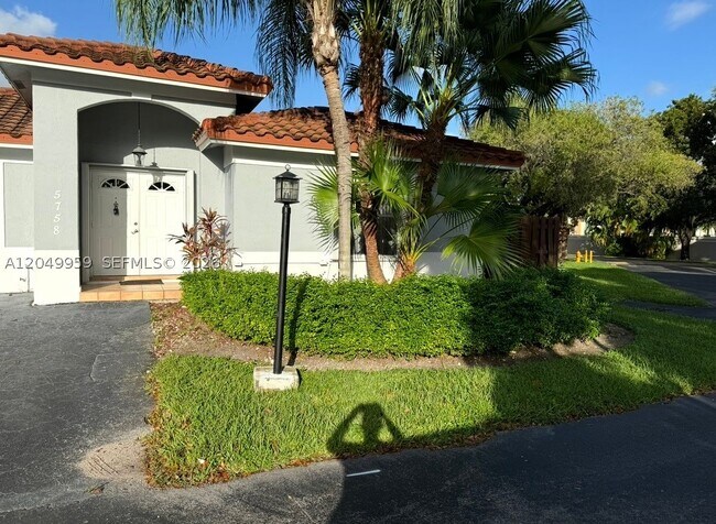 Building Photo - 5758 NW 97th Pl
