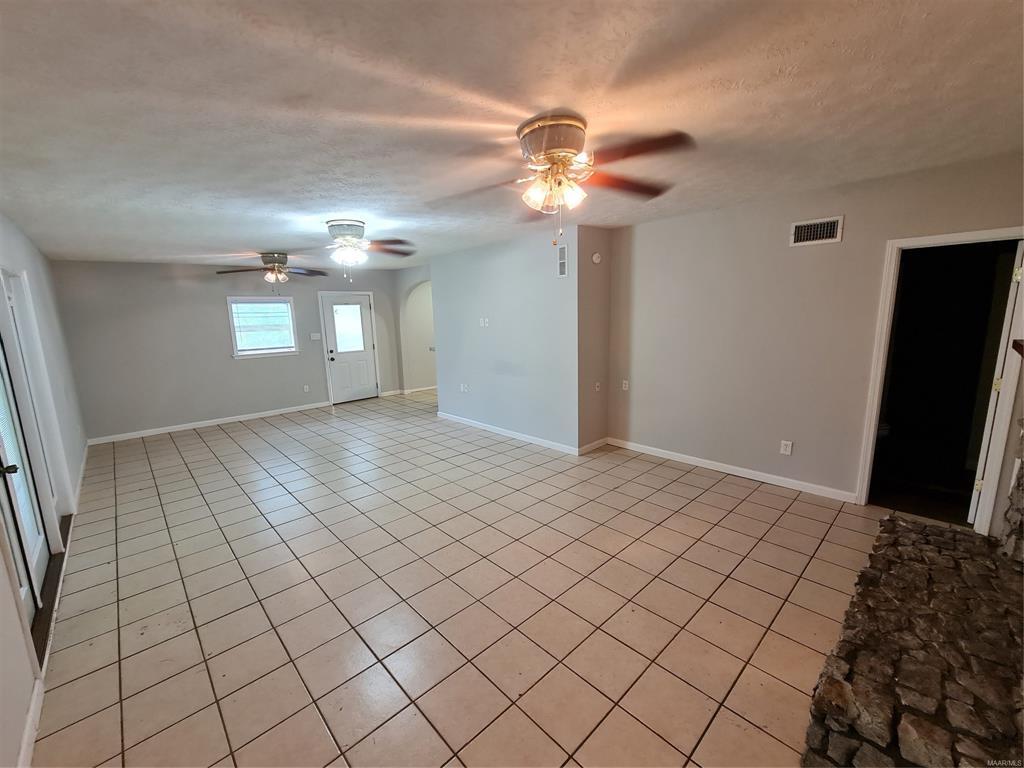 Building Photo - 1163 Cottondale Rd