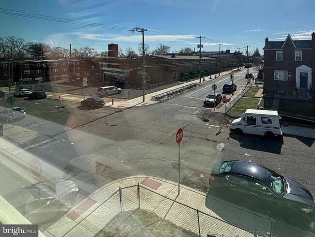 Building Photo - 4555 Bleigh Ave