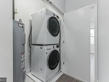 Building Photo - 2301 N 6th St