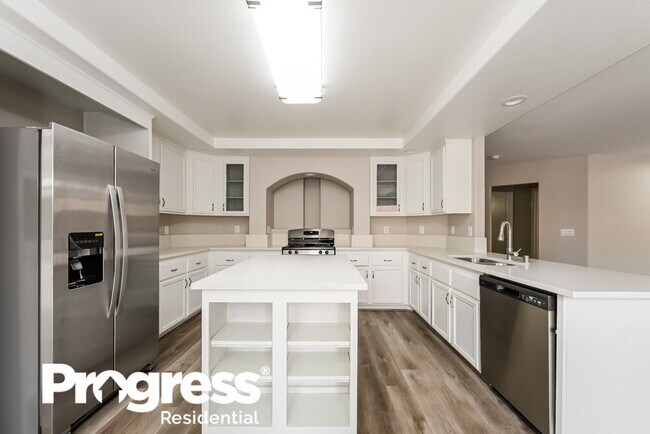 Building Photo - 6640 Chimes Tower Ave