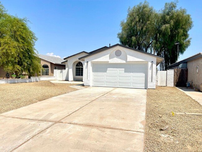 Building Photo - Newly Update 2 Bedroom Home in Mohave Valley!