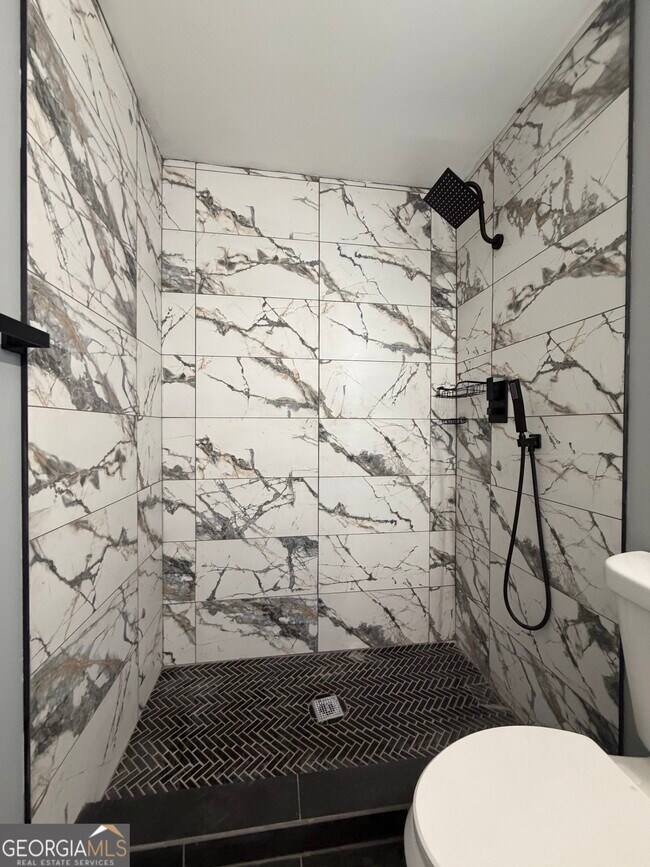 Building Photo - 5505 Park Pl S