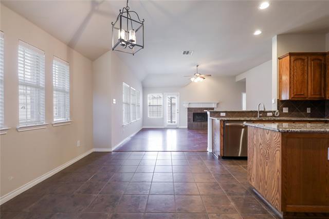 Building Photo - 5920 Silver Buckle Dr