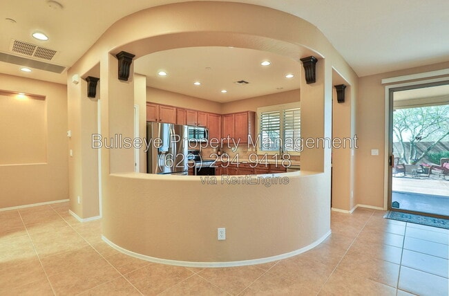 Building Photo - 2309 W Firethorn Way