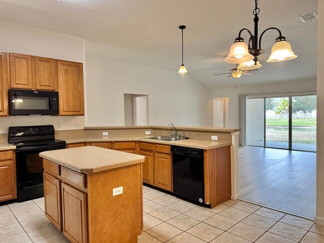 Building Photo - 1012 Arbor Trails Ct