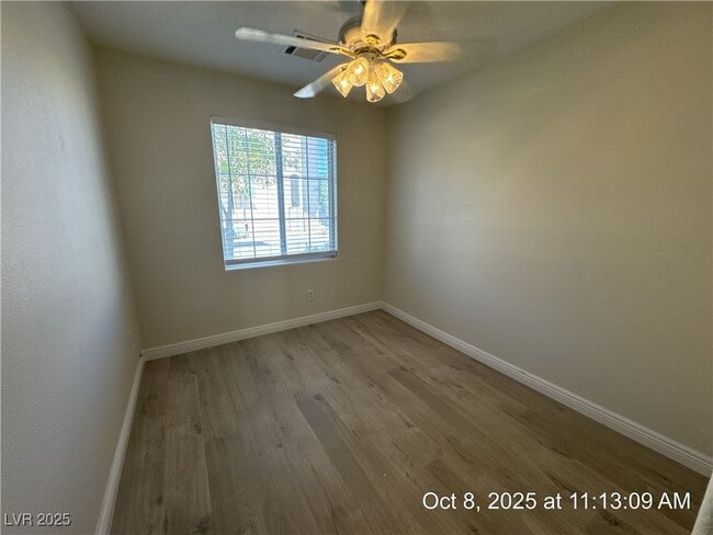 Building Photo - 10314 Ladybug Bend St