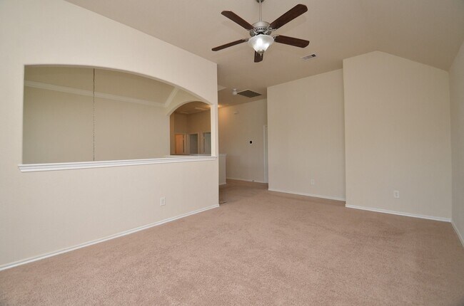 Building Photo - 3119 Balch Springs Ln