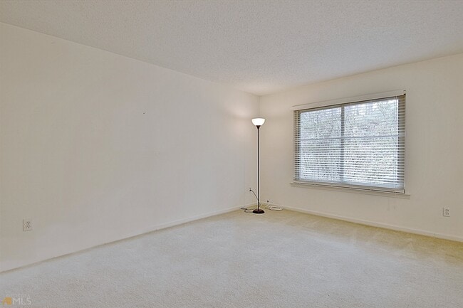 Building Photo - 72 Cobblestone Creek