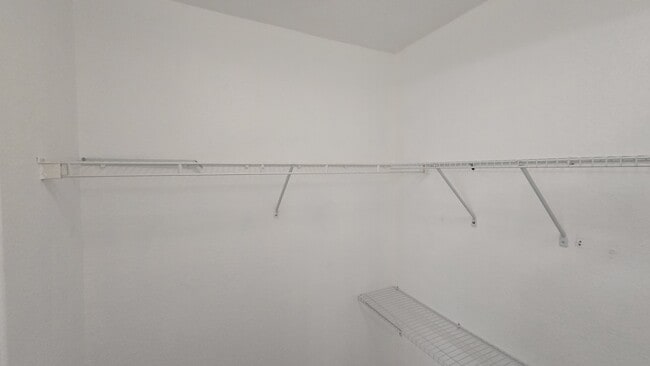 Building Photo - 2200 Key W Ct