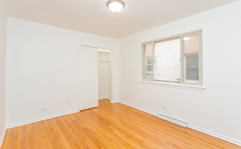 Building Photo - 10454 S Claremont Ave