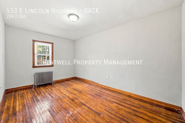 Building Photo - 533 Lincoln Hwy E