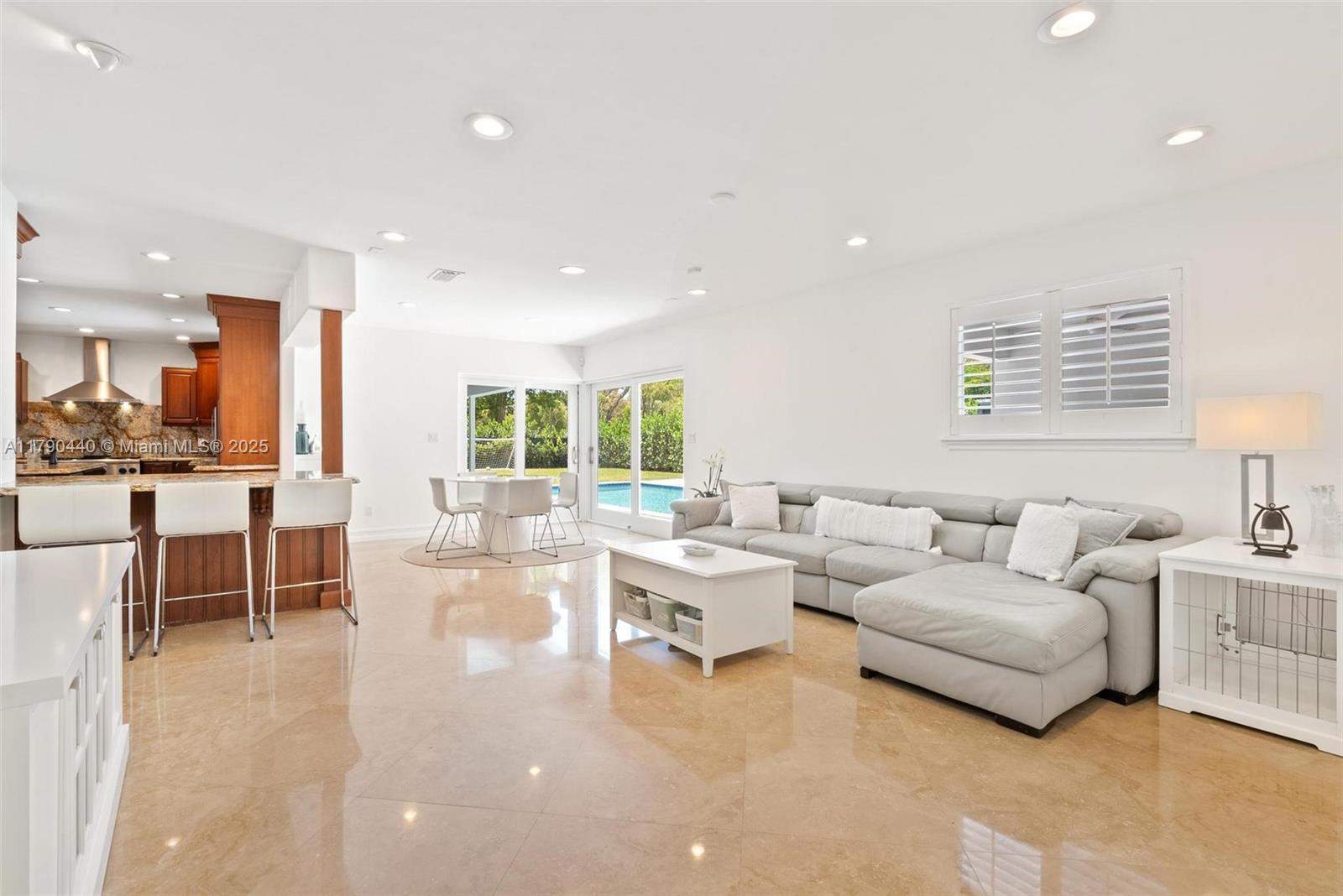 Building Photo - 14700 SW 78th Ave