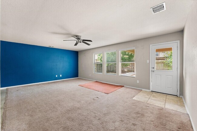 Building Photo - 3327 Upland Spring Trace