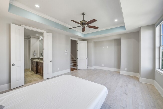 Building Photo - 1618 Rosewood St