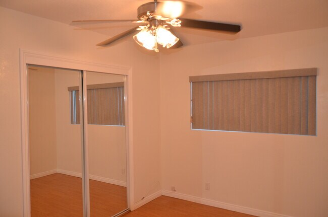masterbedroom suite - 4626 W 171st St