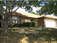 Building Photo - 9001 Wessex Ct