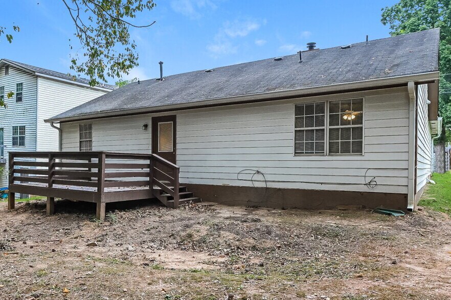 Building Photo - 5348 Kirk Dr