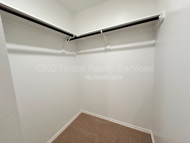 Building Photo - 2318 Wolford Ct