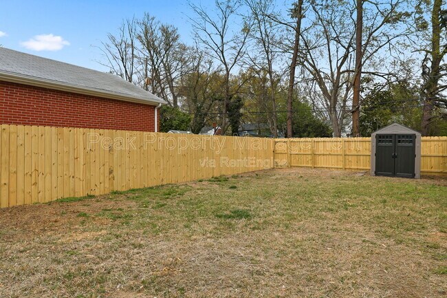 Building Photo - 4800 Patterson Ave