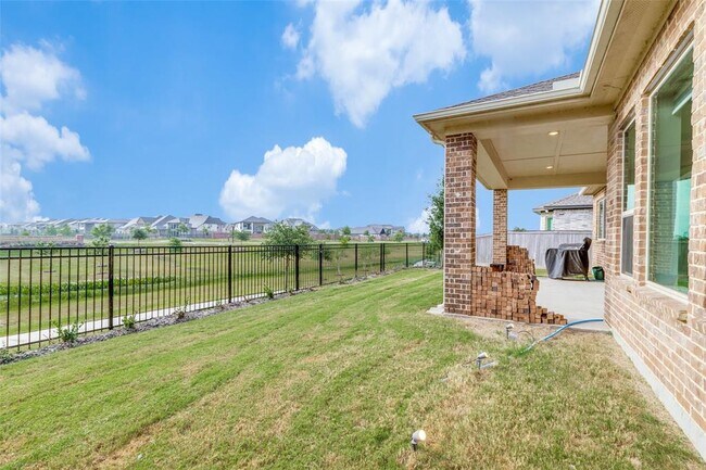 Building Photo - 23623 Lively Ferry Ln