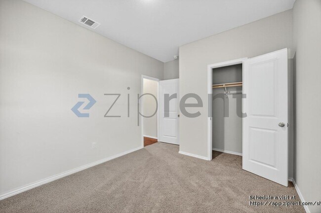 Building Photo - 2885 Wolfcreek