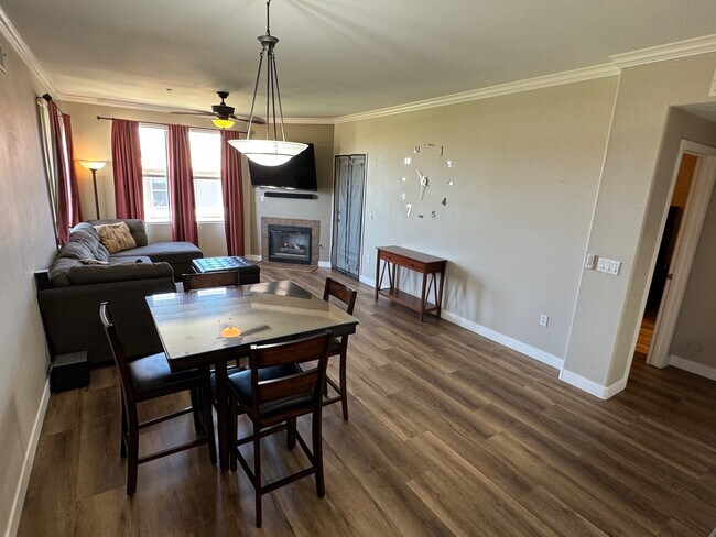 Building Photo - 19777 N 76th St