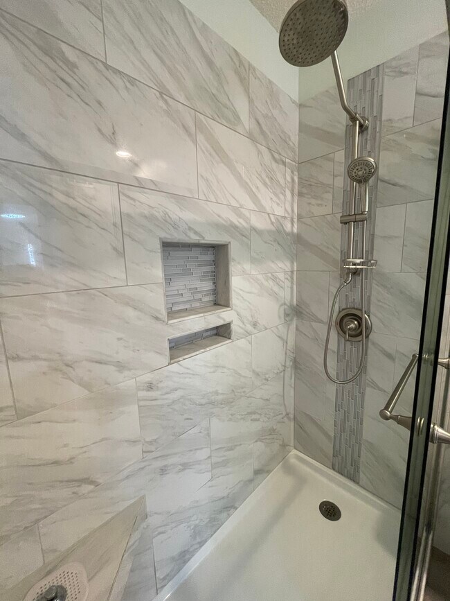 Building Photo - 8811 W 106th Ter