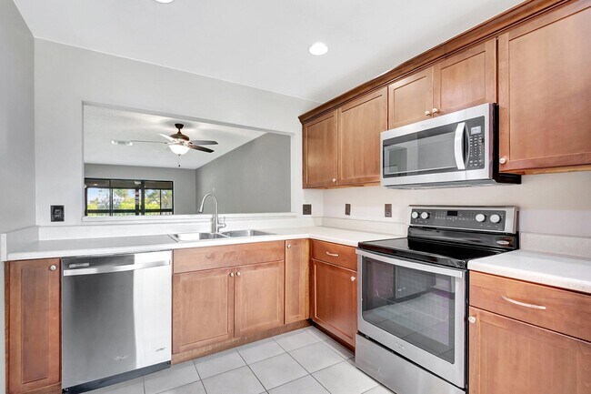 Building Photo - 21553 Cypress Hammock Dr