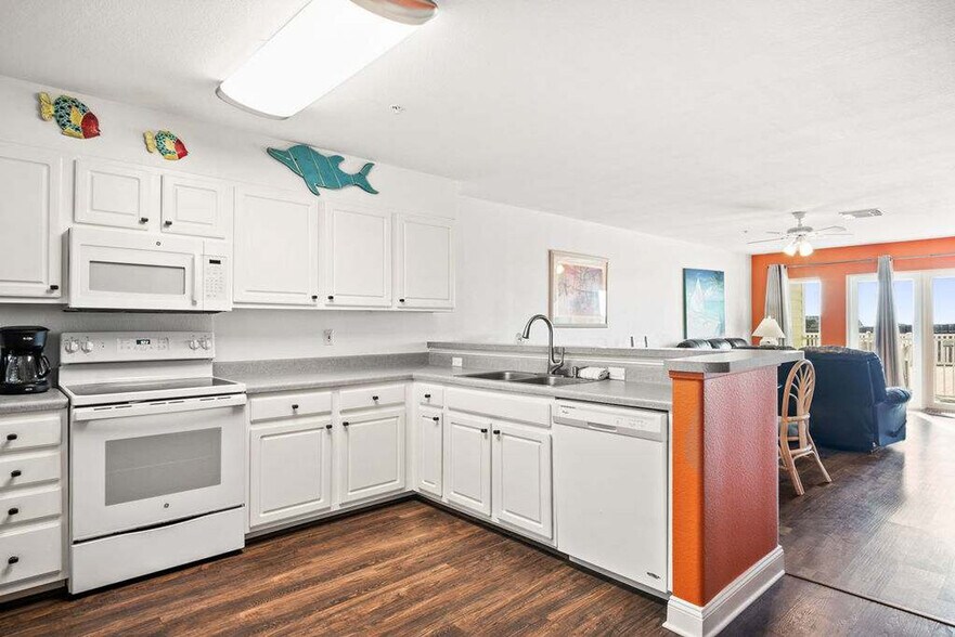 Building Photo - 5495 TX-361