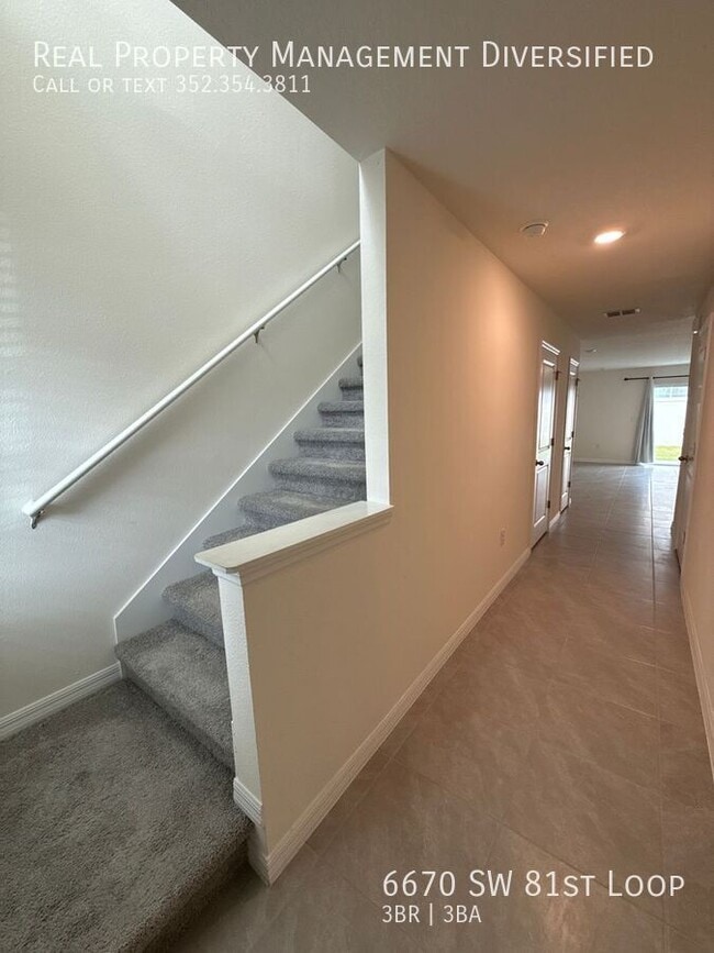 Building Photo - 6670 SW 81st Lp