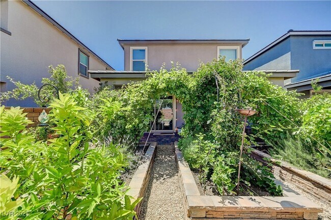 Building Photo - 4160 Elegant Chateau St