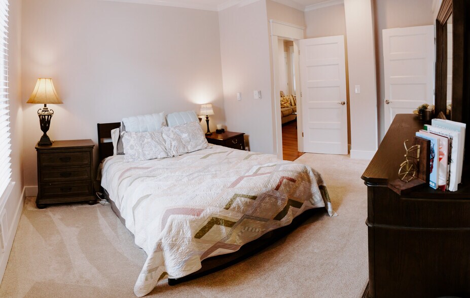 Bedroom - 4757 36th Ave S