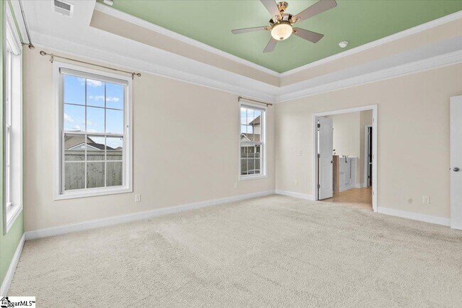 Building Photo - 906 Deephallow Pl