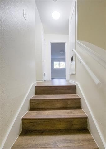 Building Photo - 7618 Thistle Ln