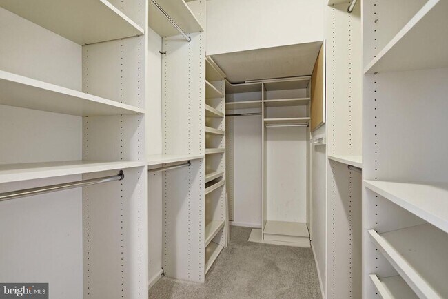 Building Photo - 9369 Tovito Dr