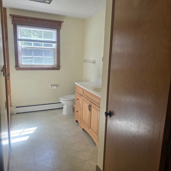 Building Photo - 432 Joseph St Ext
