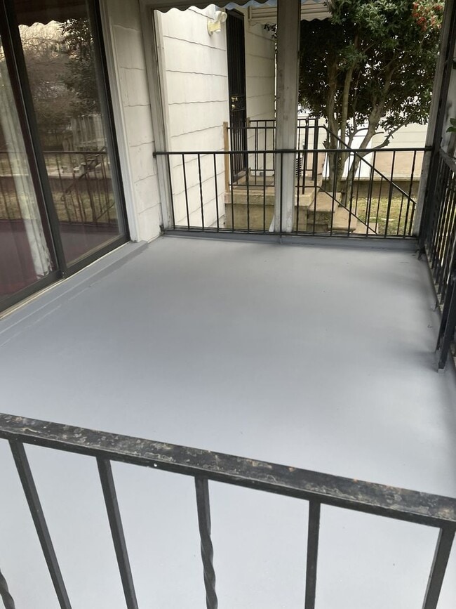 Building Photo - $500 off 1st Month!!! Charming Three-Bedroom Home in Cedmont!