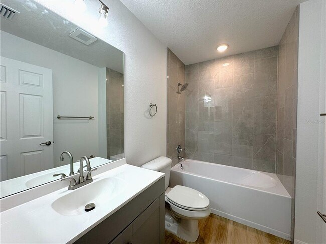 Building Photo - 8790 E Albertson Ct