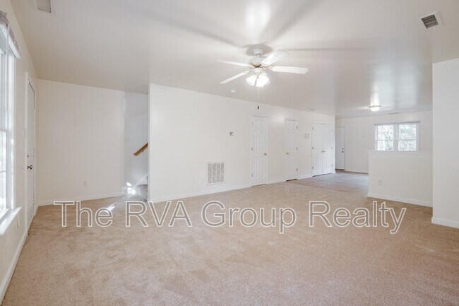 Building Photo - 2909 2nd Ave