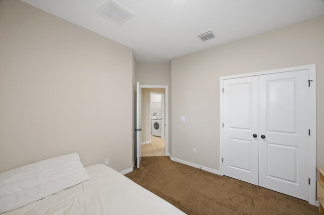 Building Photo - 5816 Brunner Ct