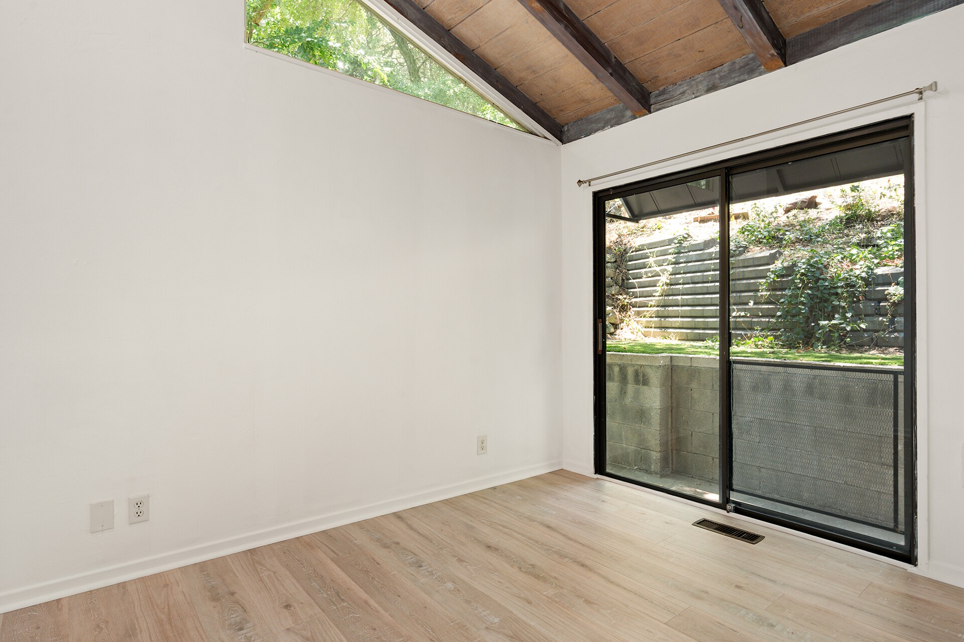 Building Photo - 20932 Canyon Trl