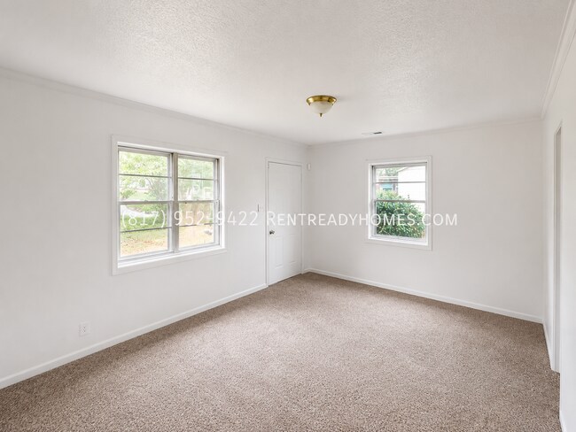 Building Photo - 1381 Creel Ct