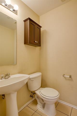 Building Photo - 5428 Alderwood Dr