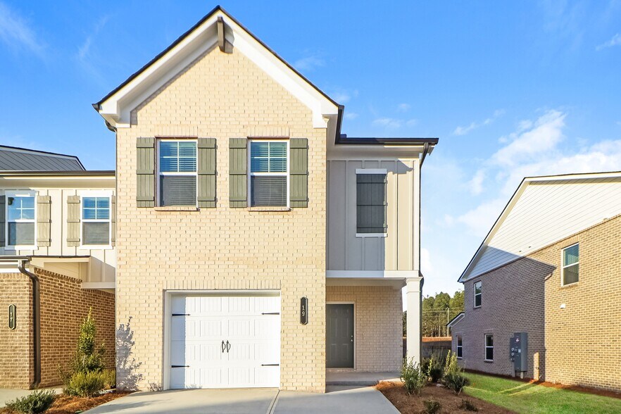 Building Photo - 19 Avian Wy