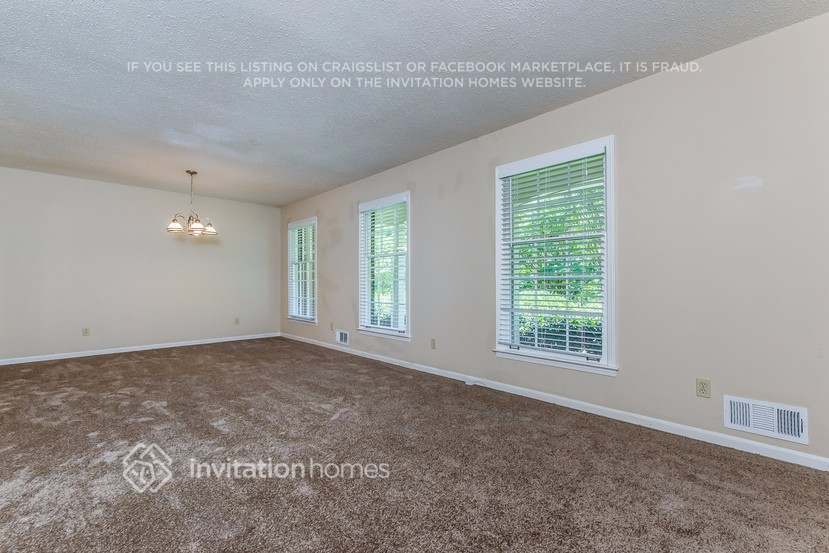 Building Photo - 2905 Piedmont Dr